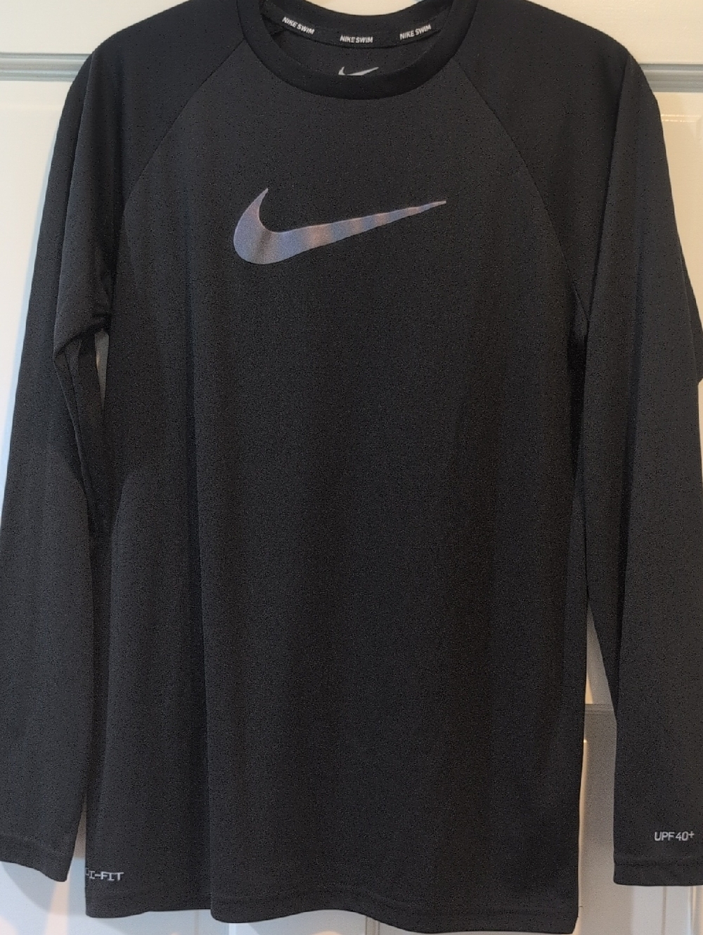 Nike Black Long Sleeve Rash Guard Swim Shirt Dri-Fit Youth XL UPF40+  Swoosh